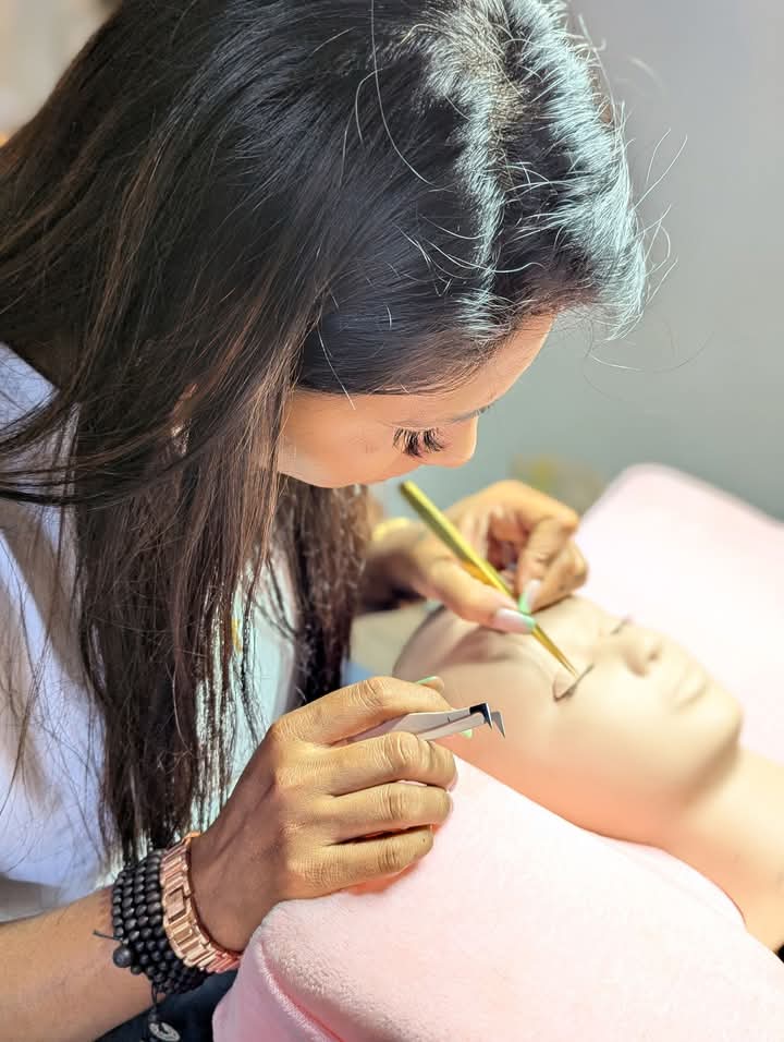 DS Beauty Academy — Behind the Scenes 14