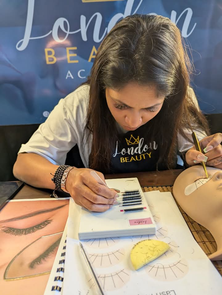 DS Beauty Academy — Behind the Scenes 15